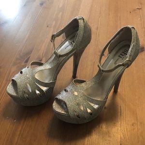 Shi size 10 heels